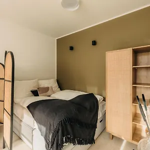 zentrales-boutique-style-mikroappartement.topcolognehotels.com/
