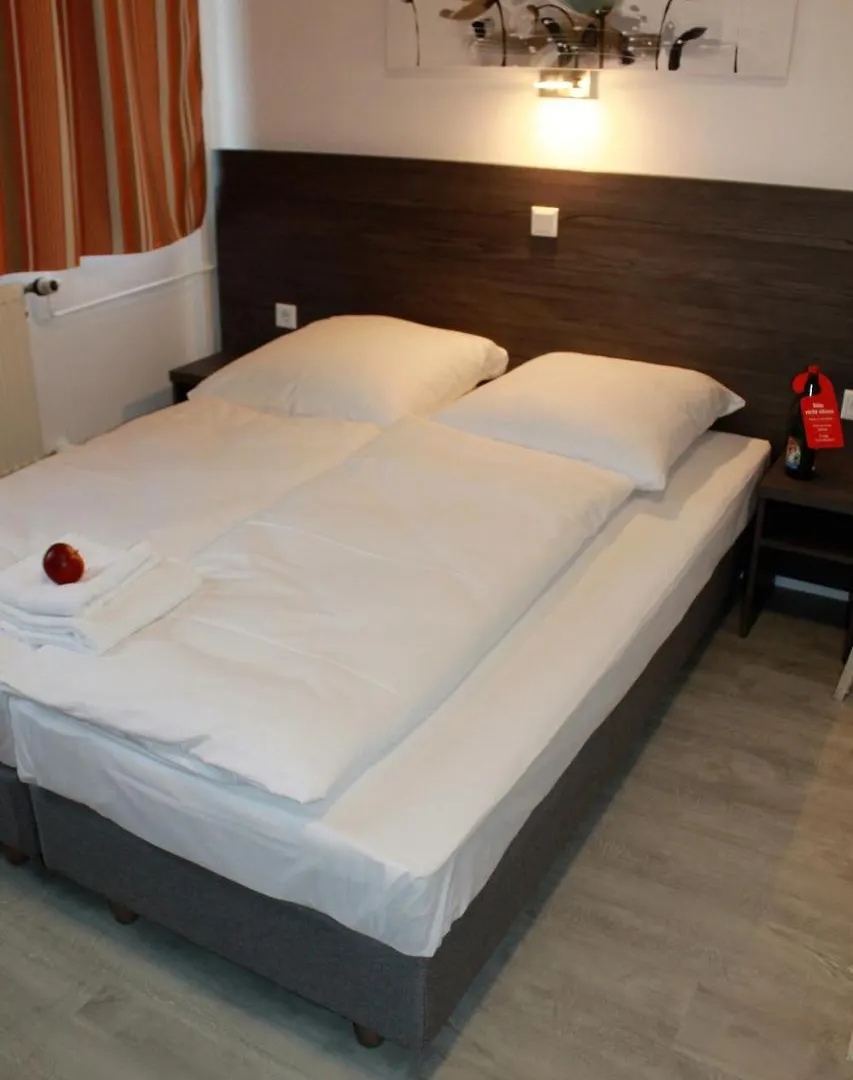 **  Pionier Hotel Hamburg Wandsbek Deutschland