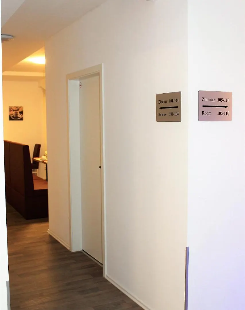 **  Pionier Hotel Hamburg Wandsbek Deutschland